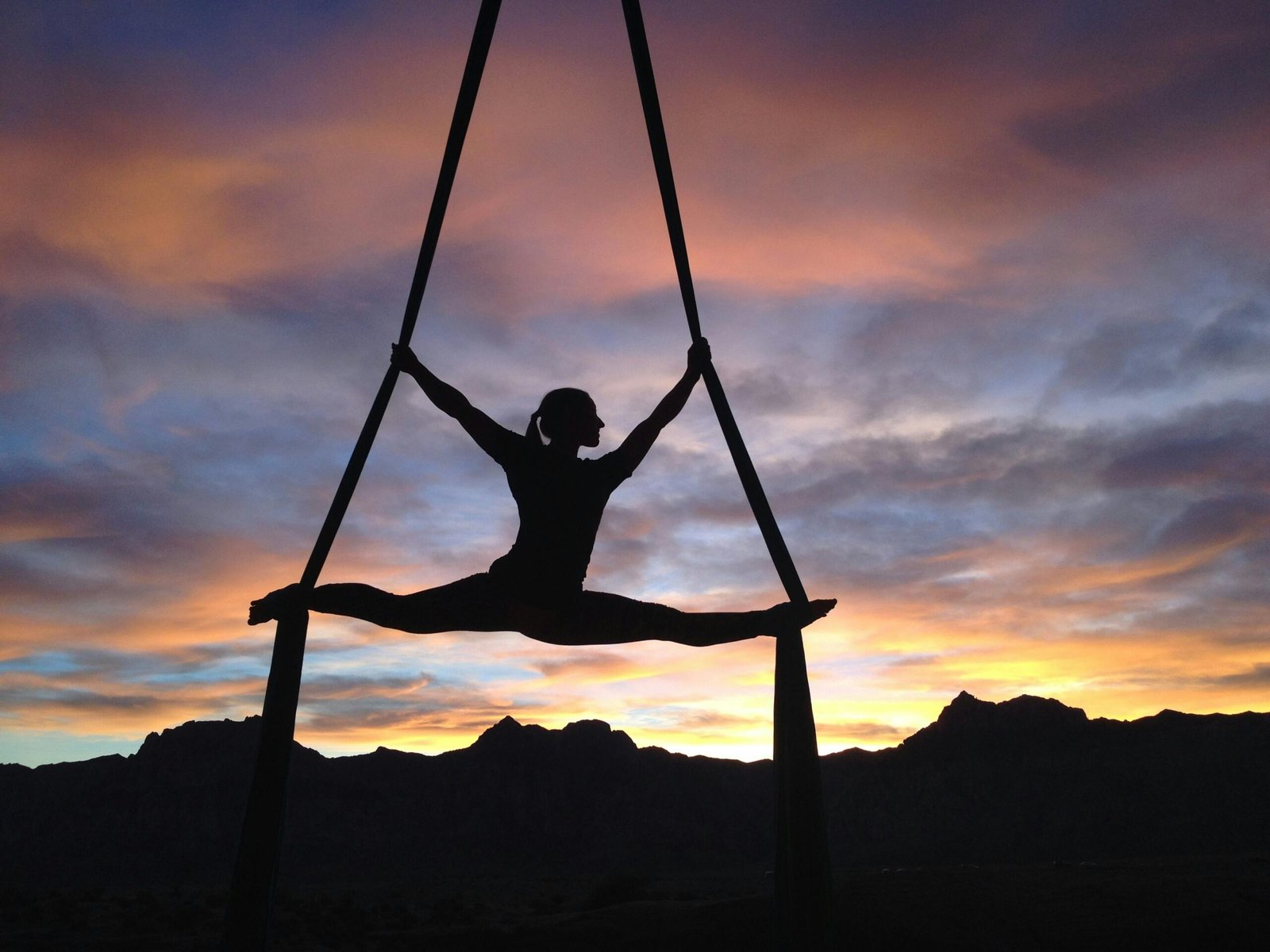 The Rise Of Aerial Yoga: Benefits And Techniques